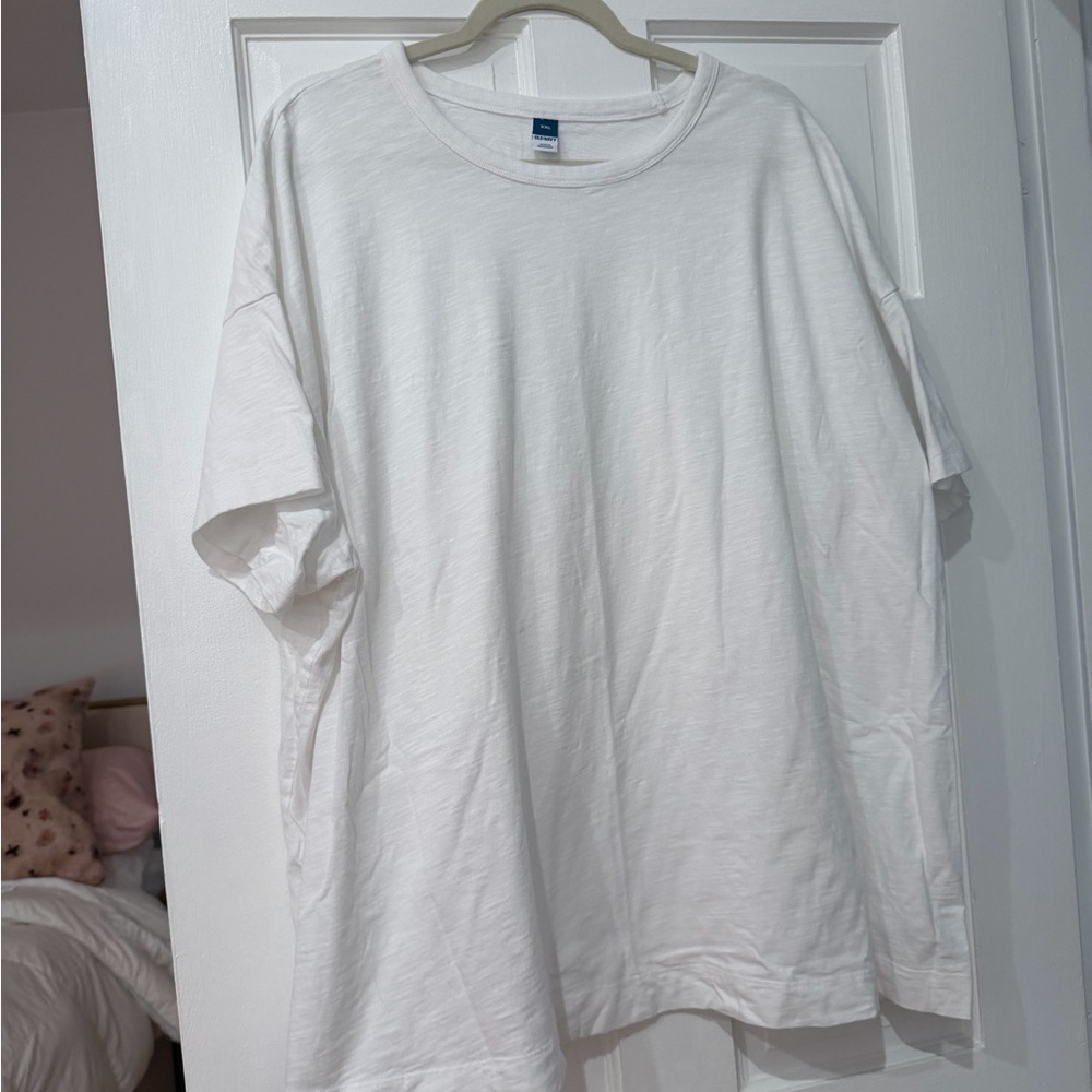 Old Navy White Boyfriend Short Sleeve Relaxed Crew Tee
